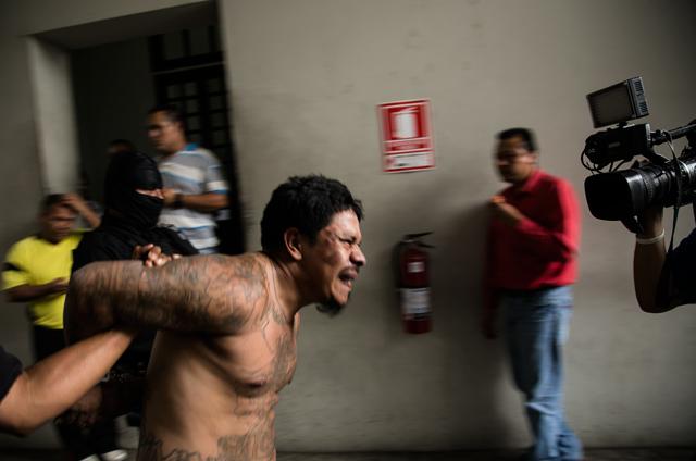 Foto de archivo: Adalberto Méndez Vásquez, 29 años, capturado el 15 de abril de 2015, acusado del homicidio de un agente de la PNC en Santa Ana. Foto: Fred Ramos