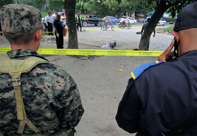 Debido a la crisis en la Policía, el Congreso hondureño facultó al Ejército para que realice patrullajes, capturas, allanamientos y acciones de fuerza contra la ciudadanía que altere la ley y el orden público.