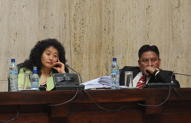 Yassmín Barrios and Pablo Xitumul during the Rios Montt trial. Photo Plaza Pública/Sandra Sebastián