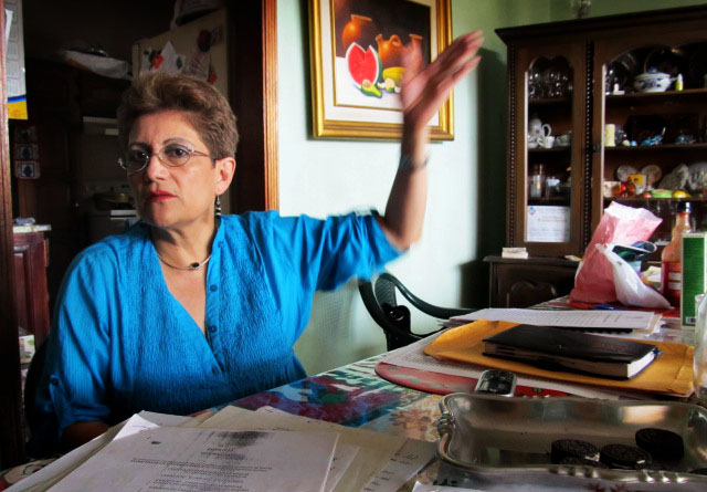 La comisionada María Luisa Borjas fue de las primeras que se atrevió a denunciar la corrupción policial cuando fungió como jefa de  Asuntos Internos, en 2002. Duró menos de un año en el cargo, y fue despedida por los jefes a quienes denunció.